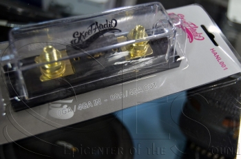 https://www.epicenterofsound.ru/files/products/Ackh2X5Jo4U_6.800x600w.jpg?9ee32f961d31d480a6981750f1e60ec3