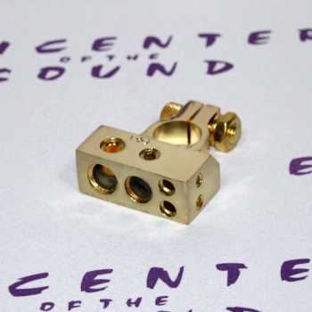 https://www.epicenterofsound.ru/files/products/IMG_7308.800x600w.JPG?0c8b82817143e9b7c2f214181d511eee